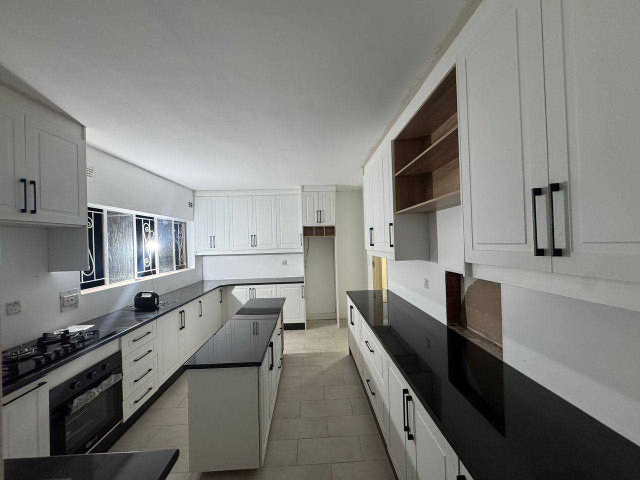 Custom kitchen installation